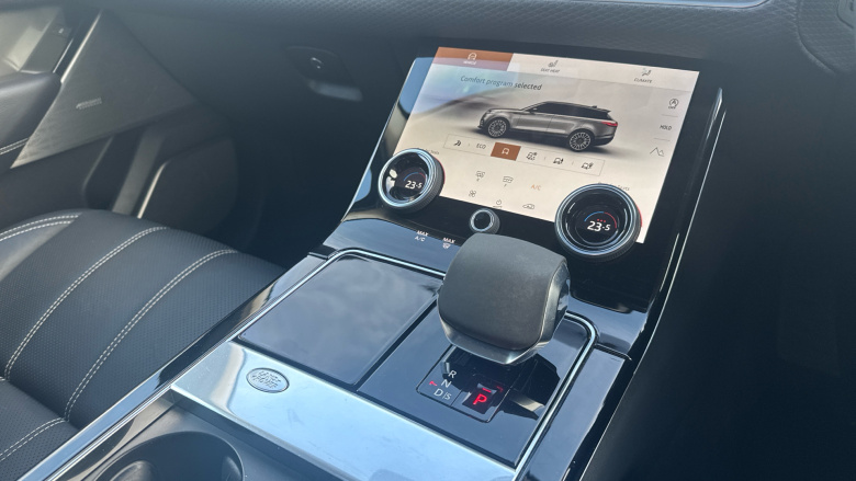 Land Rover Range Rover Velar 2.0 D200 SE 5dr Auto Diesel Estate